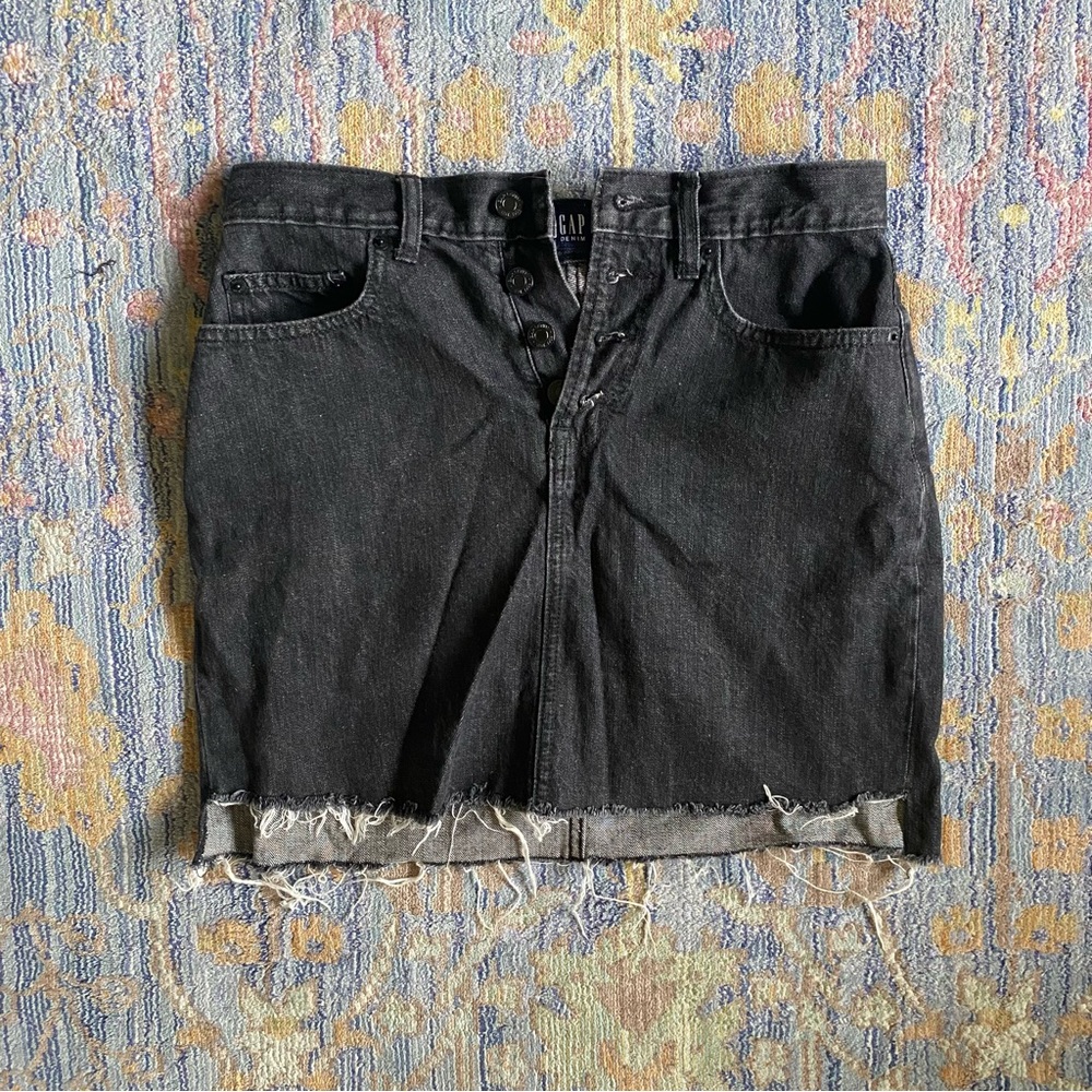 GAP mini skirt